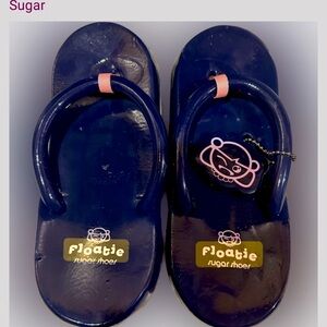 💙RARE Y2K Sugar Floatie Shoes
NAVY PINK flip flops sz md 5/6
pool beach sandal